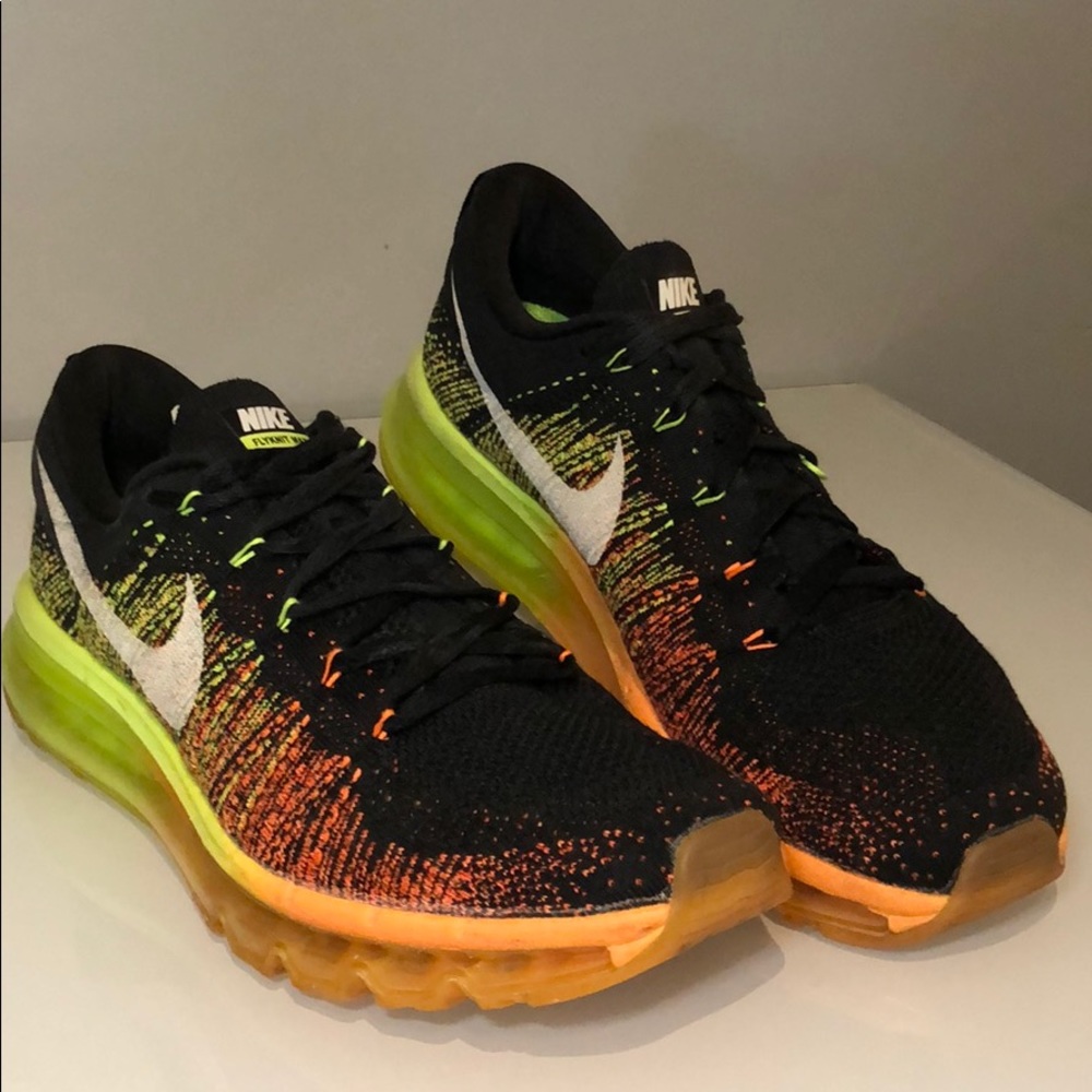 Nike Flyknit Air Max